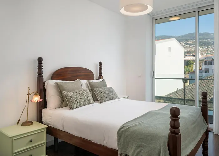 The Plaza Apartment By An Island Apart
