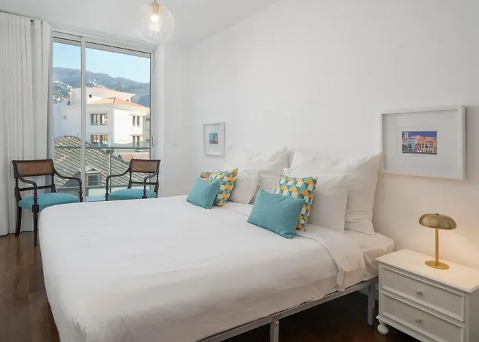 The Plaza Apartment By An Island Apart