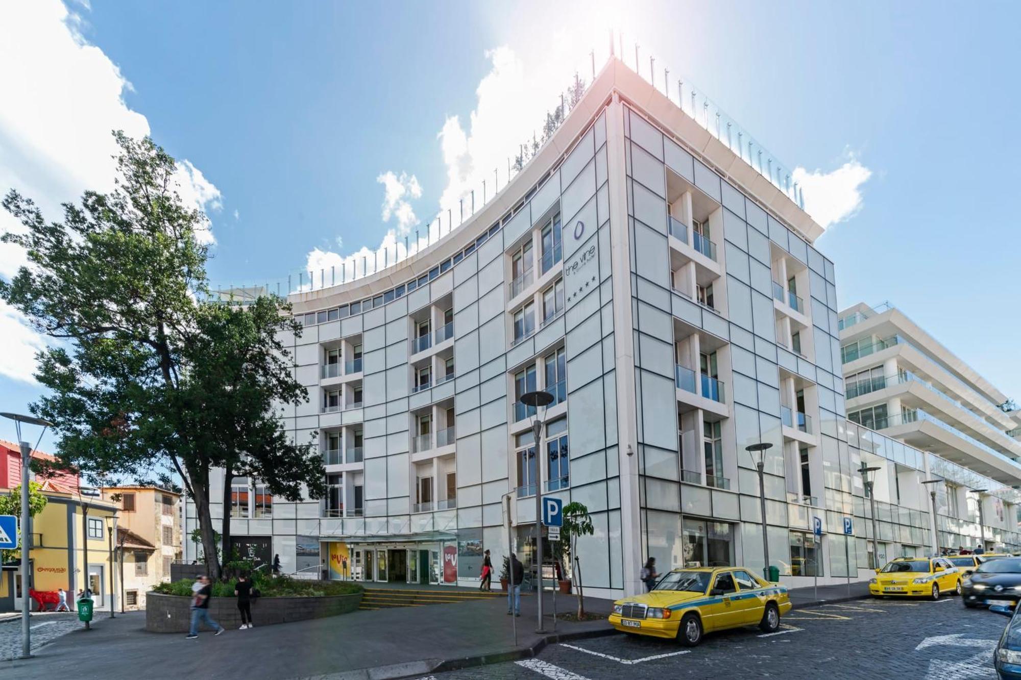 Apartment The Plaza By An Island Funchal (Madeira)